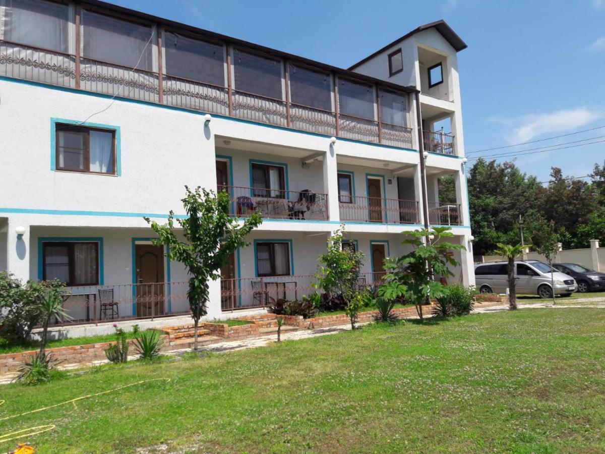 Apsa Butik Hotel Sukhumi Ngoại thất bức ảnh