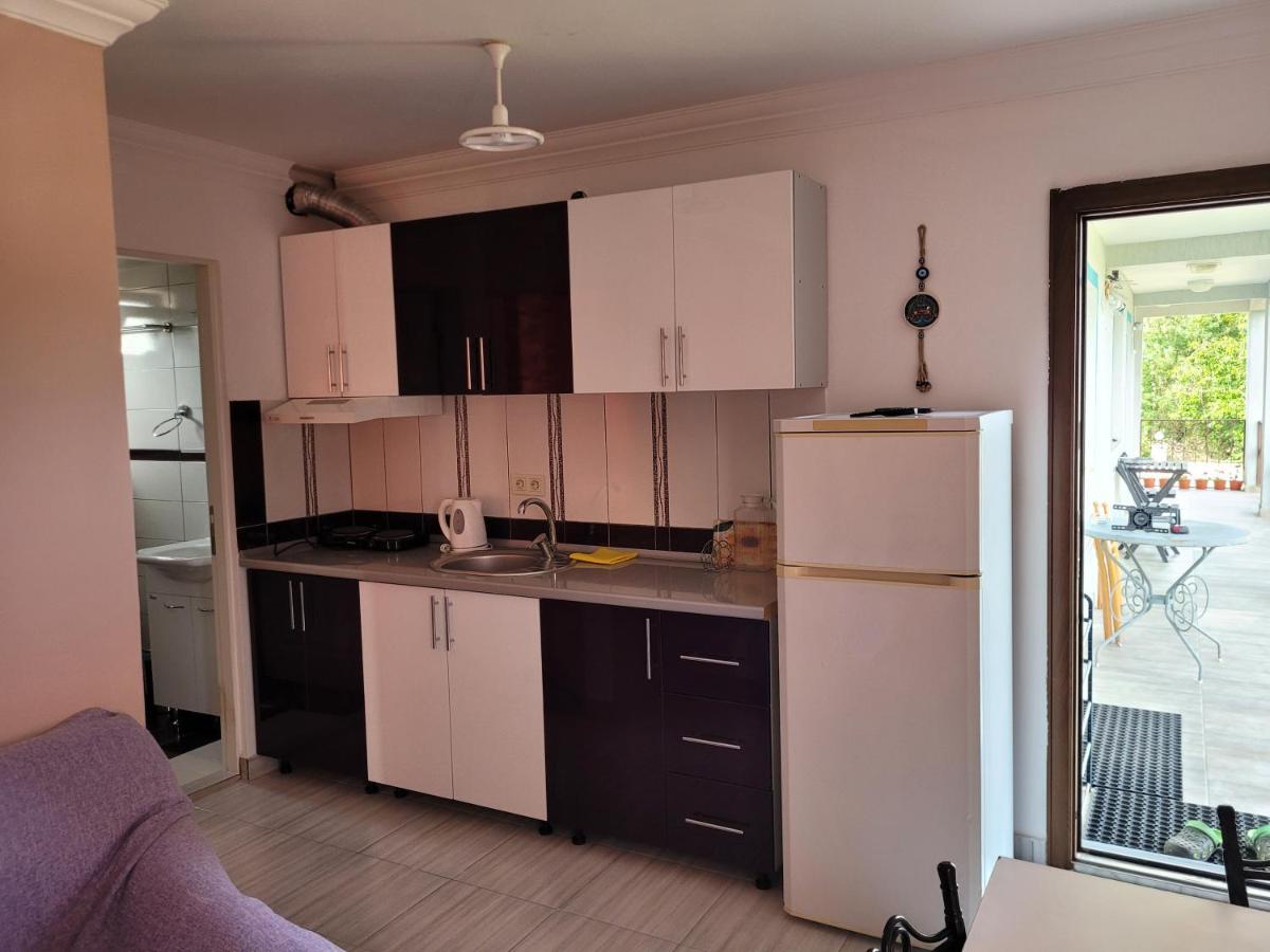 Apsa Butik Hotel Sukhumi Ngoại thất bức ảnh