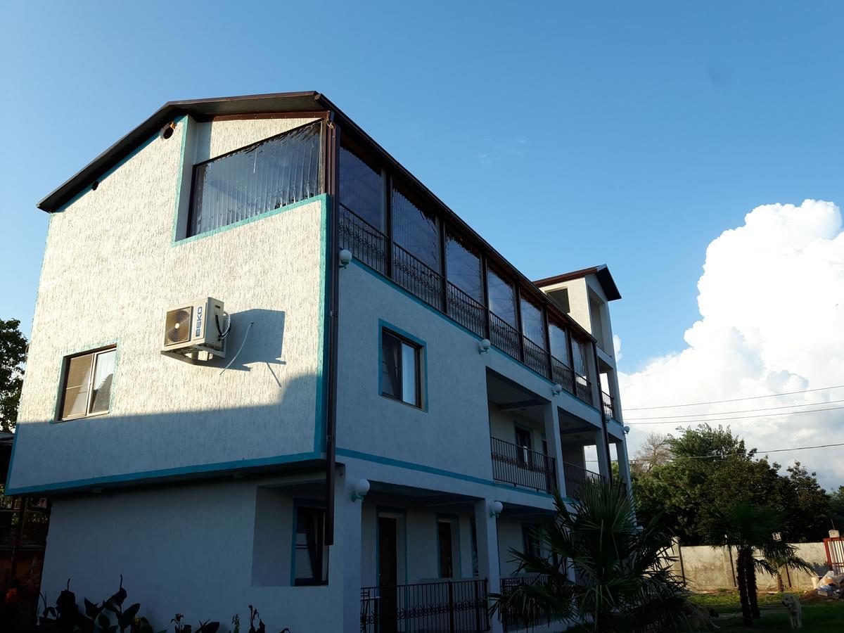 Apsa Butik Hotel Sukhumi Ngoại thất bức ảnh