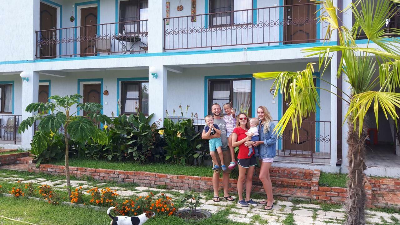 Apsa Butik Hotel Sukhumi Ngoại thất bức ảnh